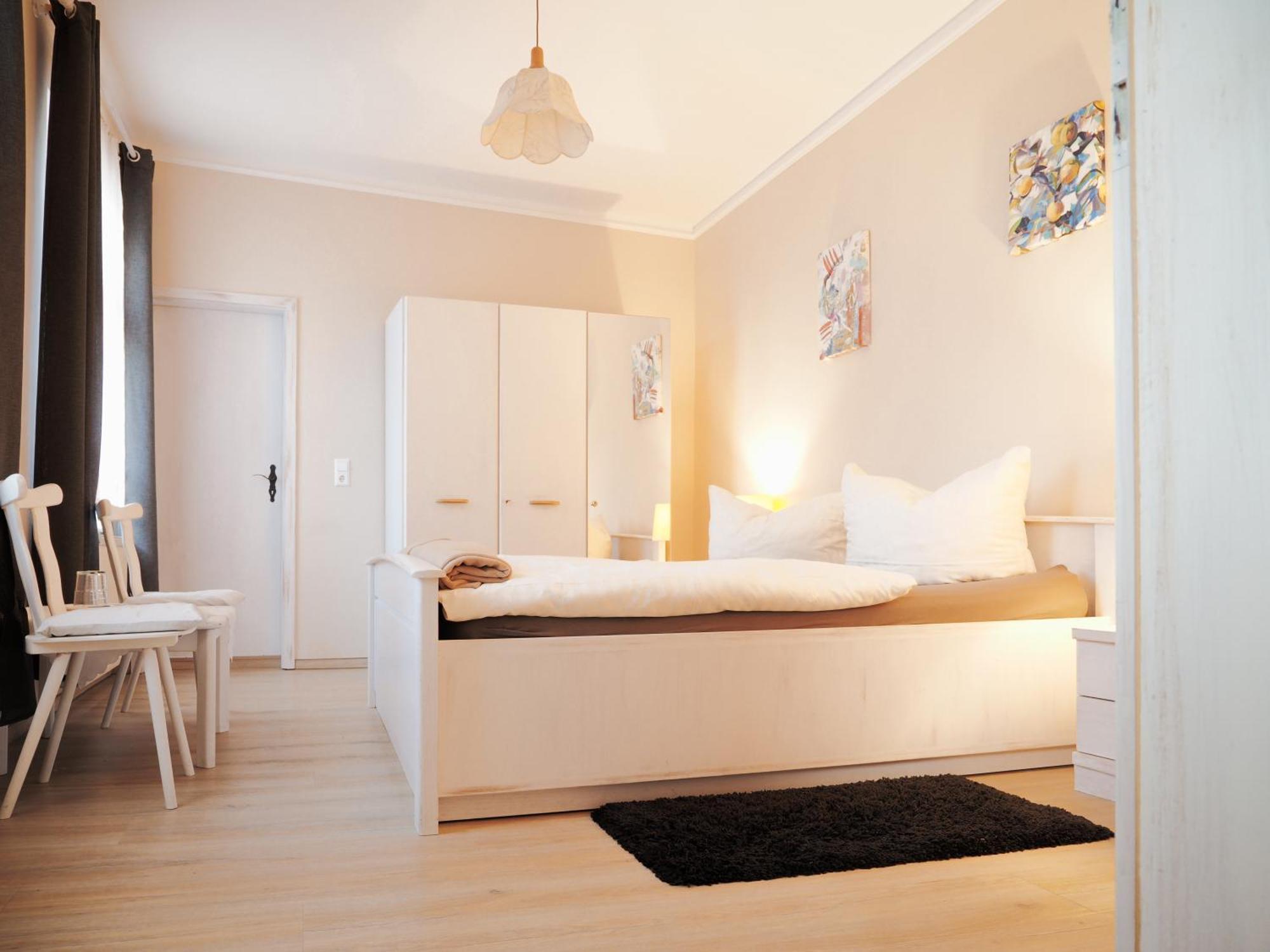 Hotel Zur Sonne Котбус Екстериор снимка
