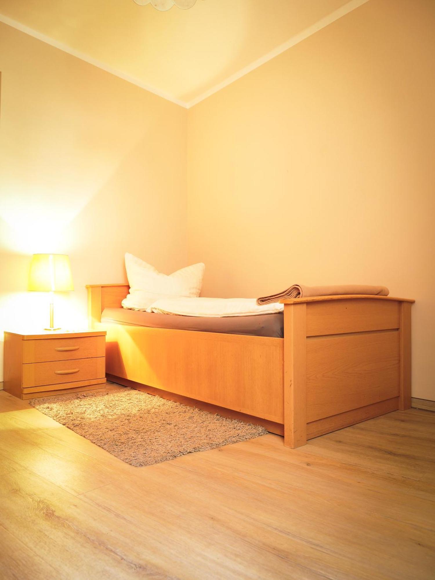 Hotel Zur Sonne Котбус Екстериор снимка