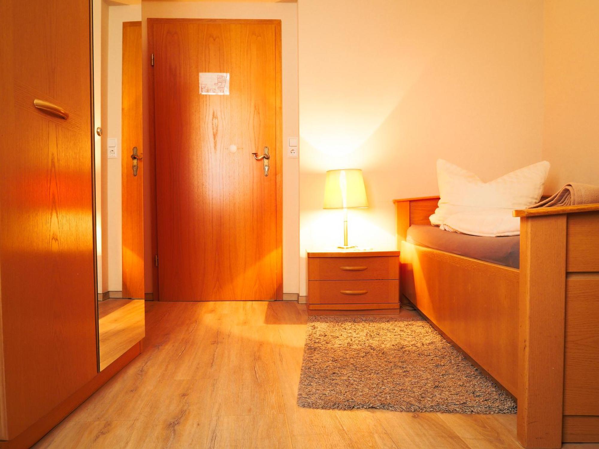 Hotel Zur Sonne Котбус Екстериор снимка
